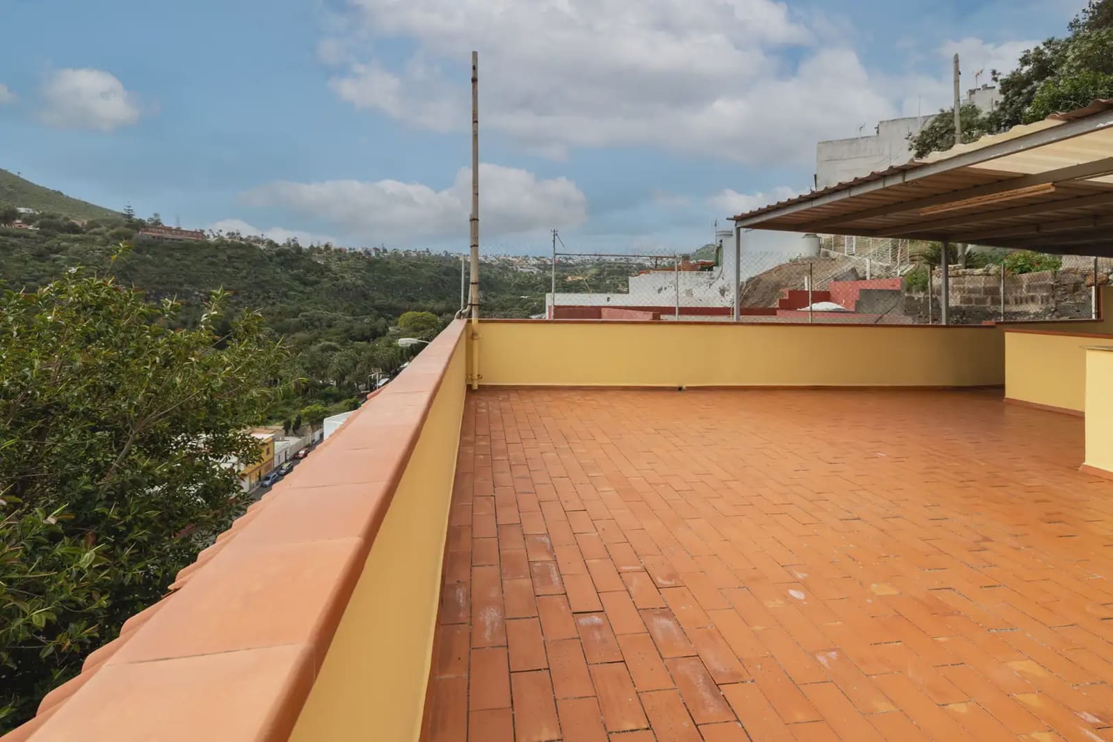 Casa de 4 habitaciones en Las Palmas de Gran Canaria en venta - 329.000 € (Ref: 9783401)