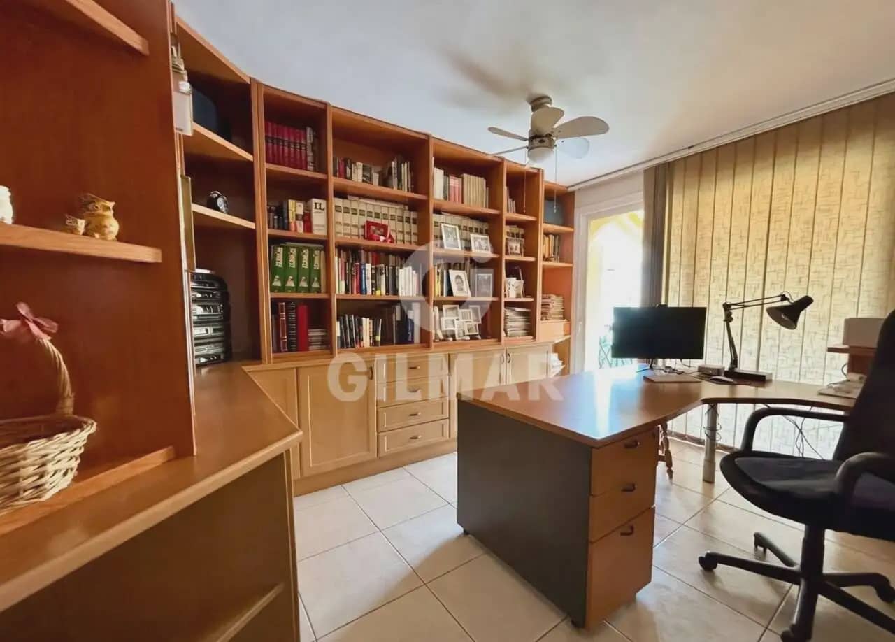 4 bedroom Flat for sale in Arona with pool - € 1,250,000 (Ref: 9807469)