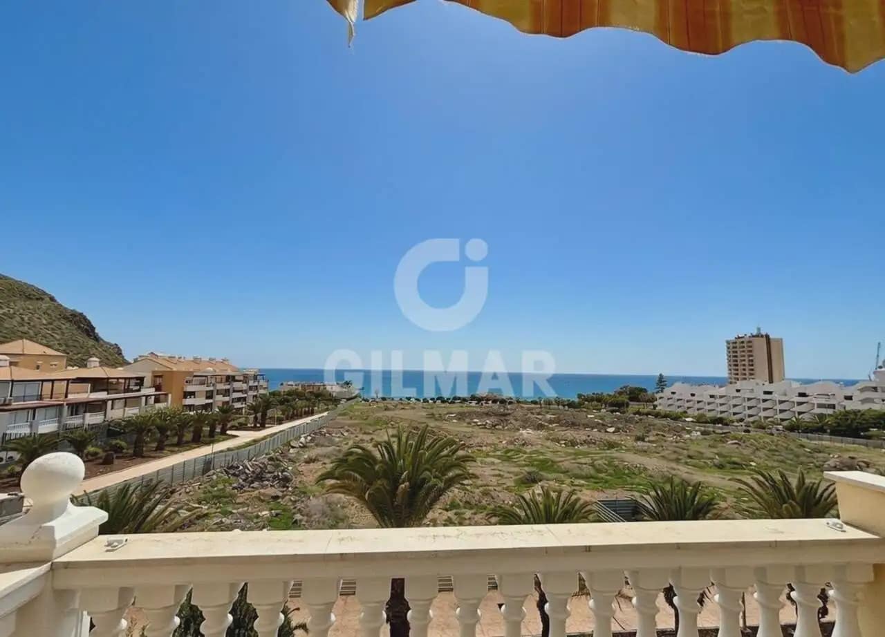 4 bedroom Flat for sale in Arona with pool - € 1,250,000 (Ref: 9807469)