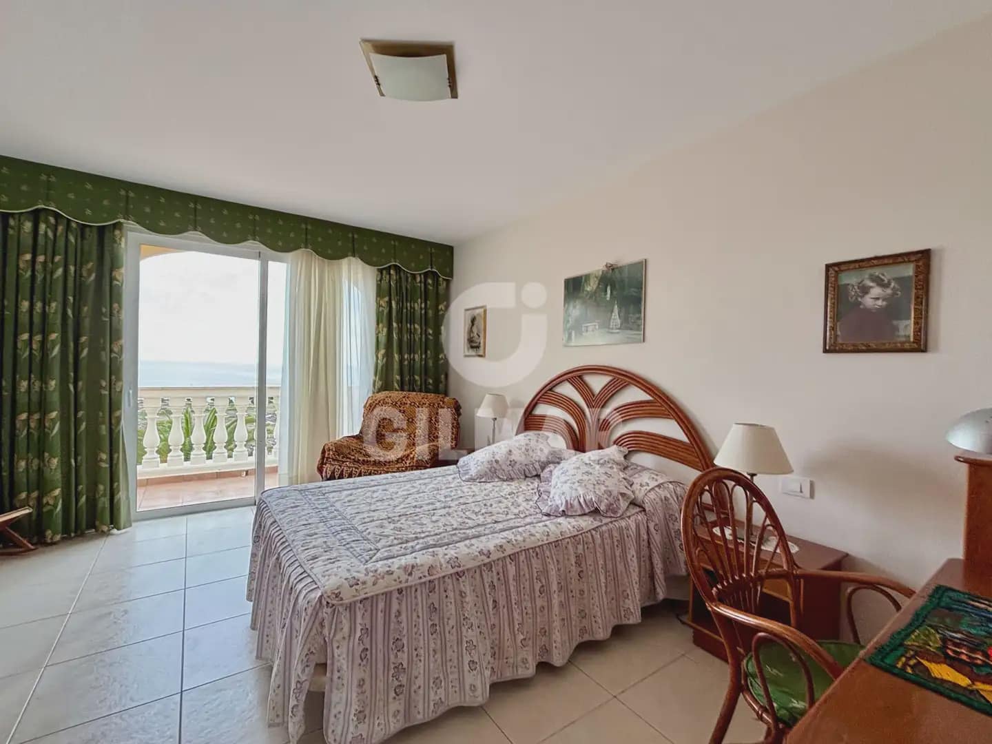 4 bedroom Flat for sale in Arona with pool - € 1,250,000 (Ref: 9807469)