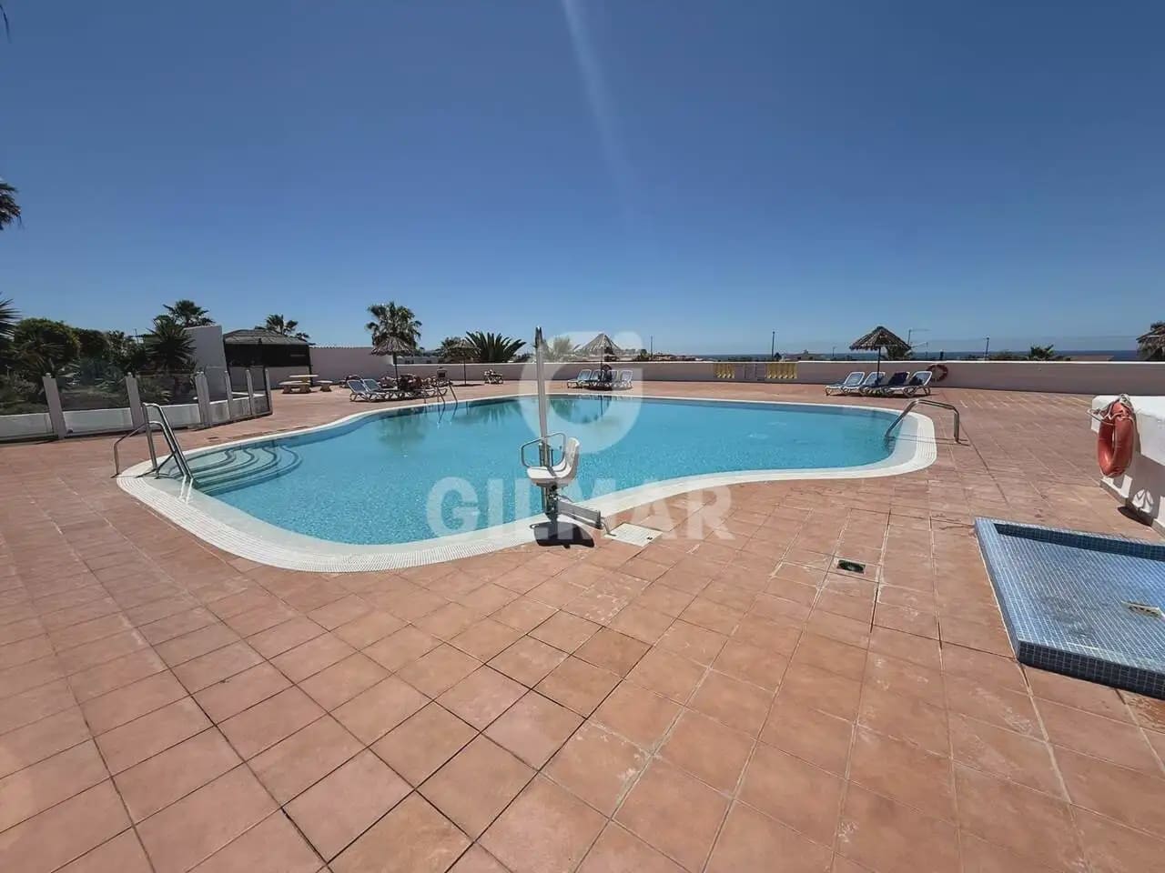 Piso de 2 habitaciones en San Miguel de Abona en venta con piscina - 279.000 € (Ref: 9815211)