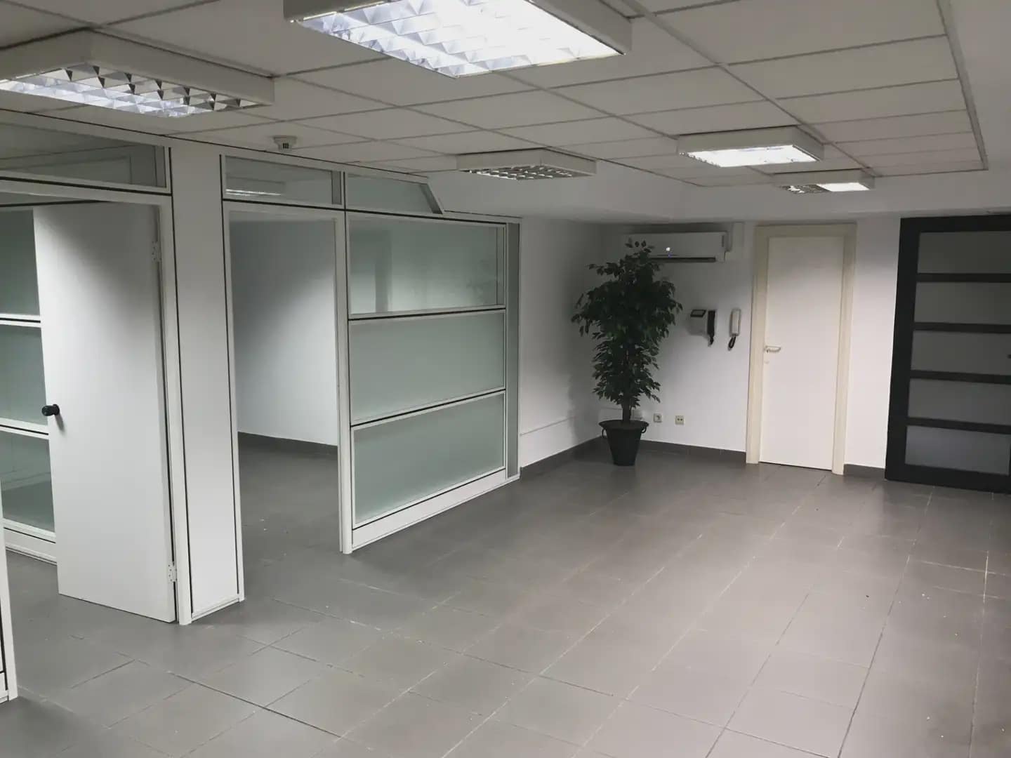 Ufficio da affittare in Las Palmas de Gran Canaria - 900 € (Rif: 9821513)