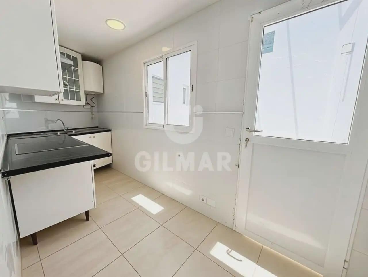 3 quarto Casa em Banda para venda em Granadilla de Abona - 332 000 € (Ref: 9828106)