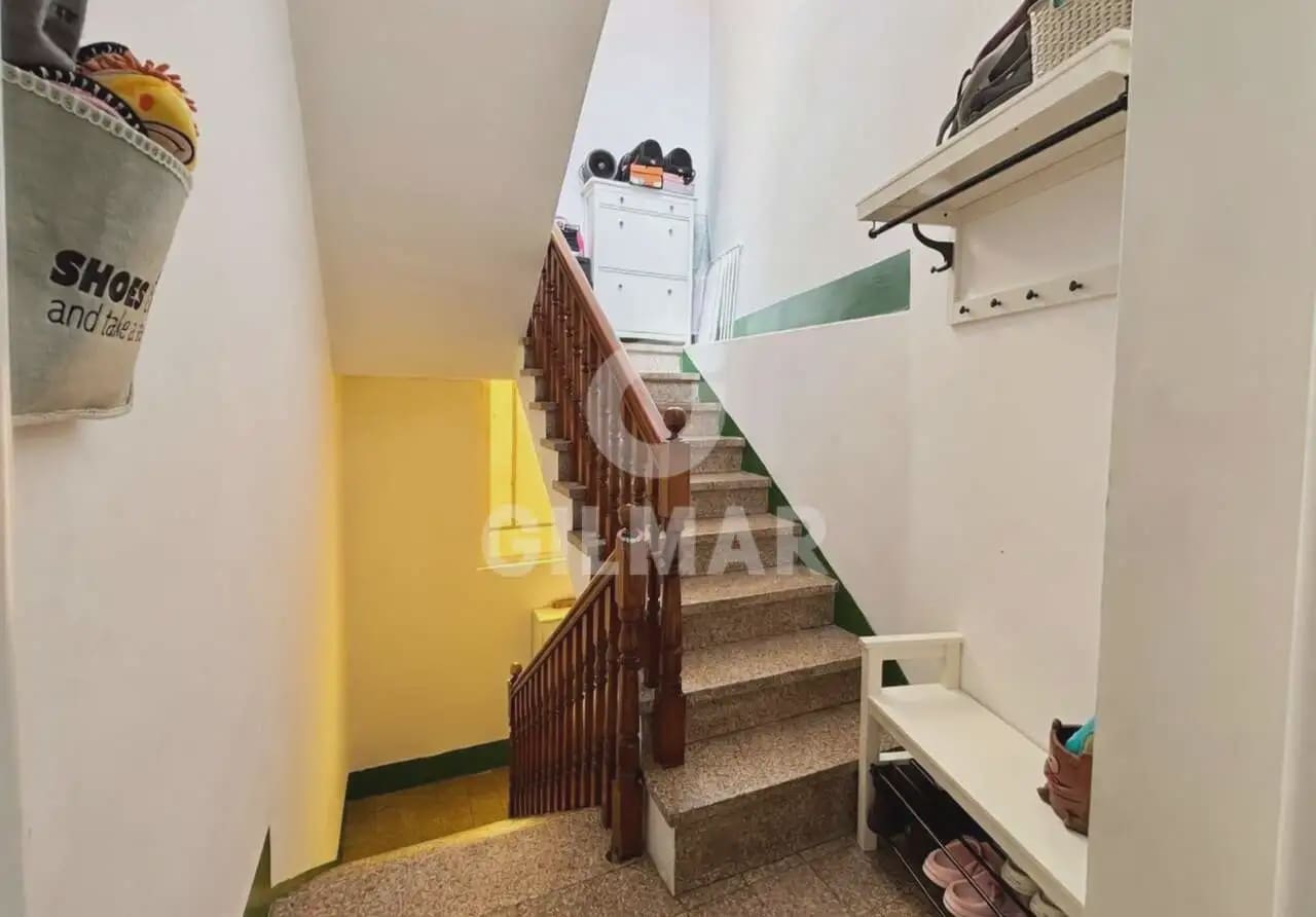 7 bedroom Villa for sale in Puerto de la Cruz - € 1,100,000 (Ref: 9841592)