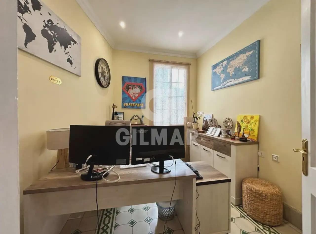 7 bedroom Villa for sale in Puerto de la Cruz - € 1,100,000 (Ref: 9841592)