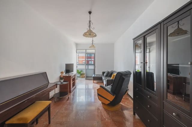 4 soveværelse Lejlighed til salg i Santa Catalina - Canteras, Las Palmas de Gran Canaria med garage - € 498.000 (Ref: 9844570)