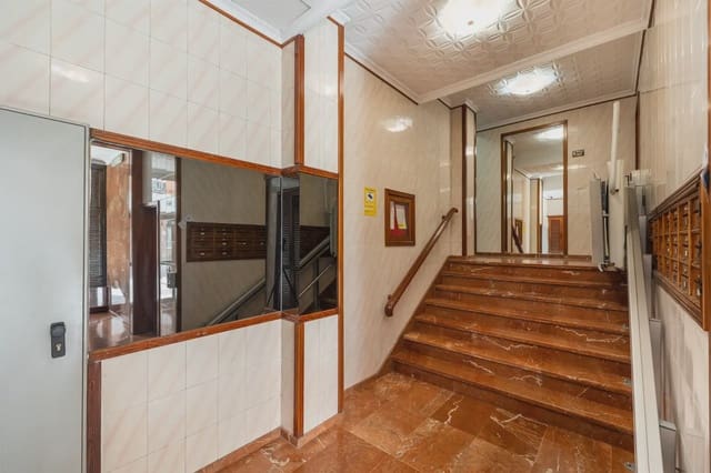 4 soveværelse Lejlighed til salg i Santa Catalina - Canteras, Las Palmas de Gran Canaria med garage - € 498.000 (Ref: 9844570)