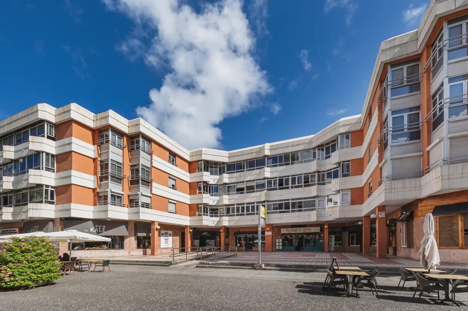4 soveværelse Lejlighed til salg i Las Palmas de Gran Canaria med garage - € 498.000 (Ref: 9844570)