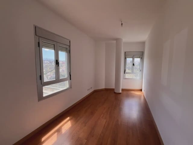3 soverom Leilighet til salgs i Carretera Centro, Las Palmas de Gran Canaria med garasje - € 198 000 (Ref: 9854437)
