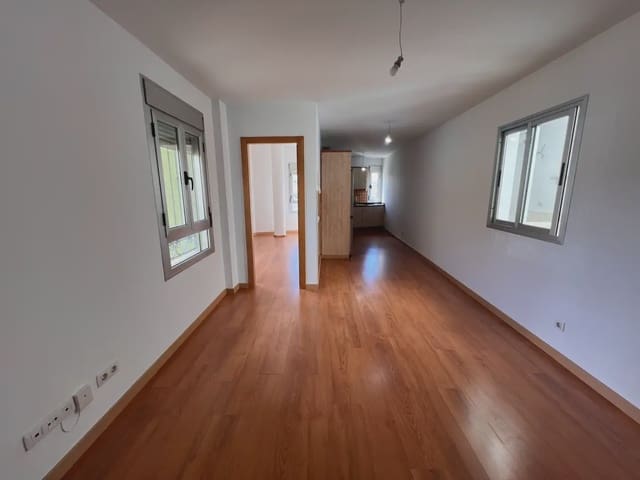 3 soverom Leilighet til salgs i Carretera Centro, Las Palmas de Gran Canaria med garasje - € 198 000 (Ref: 9854437)