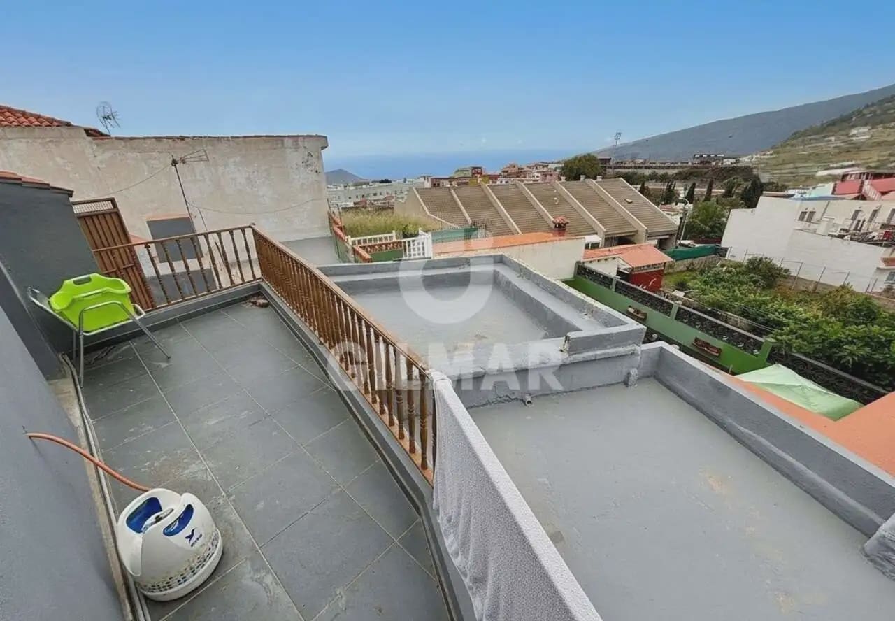 8 camera da letto Villa in vendita in Arafo - 750.000 € (Rif: 9861016)