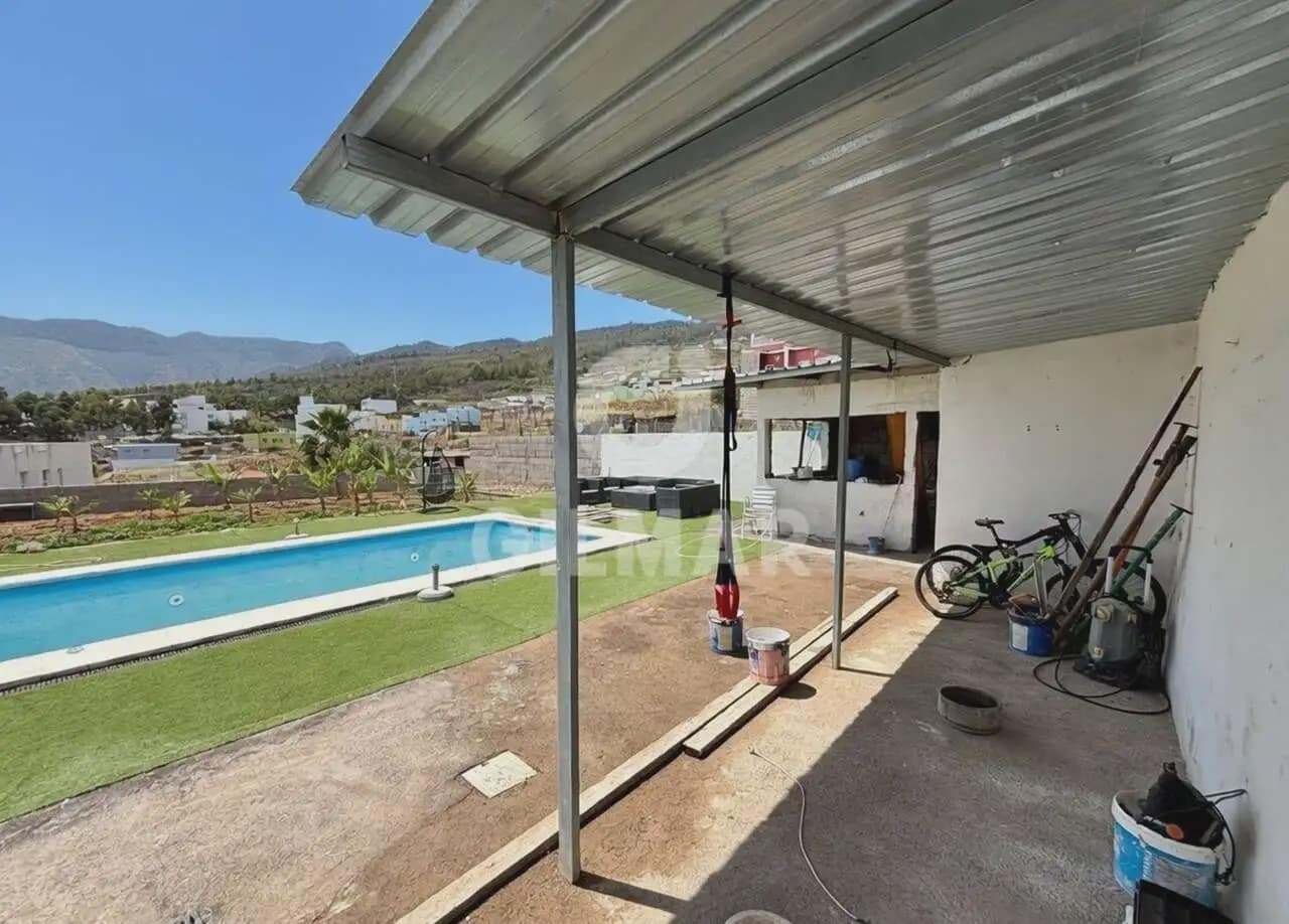 8 camera da letto Villa in vendita in Arafo - 750.000 € (Rif: 9861016)