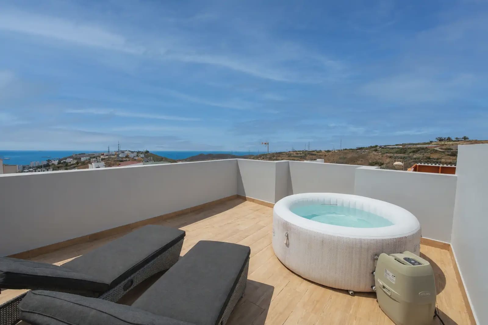 Casa de 3 habitaciones en Las Palmas de Gran Canaria en venta con garaje - 445.000 € (Ref: 9867480)