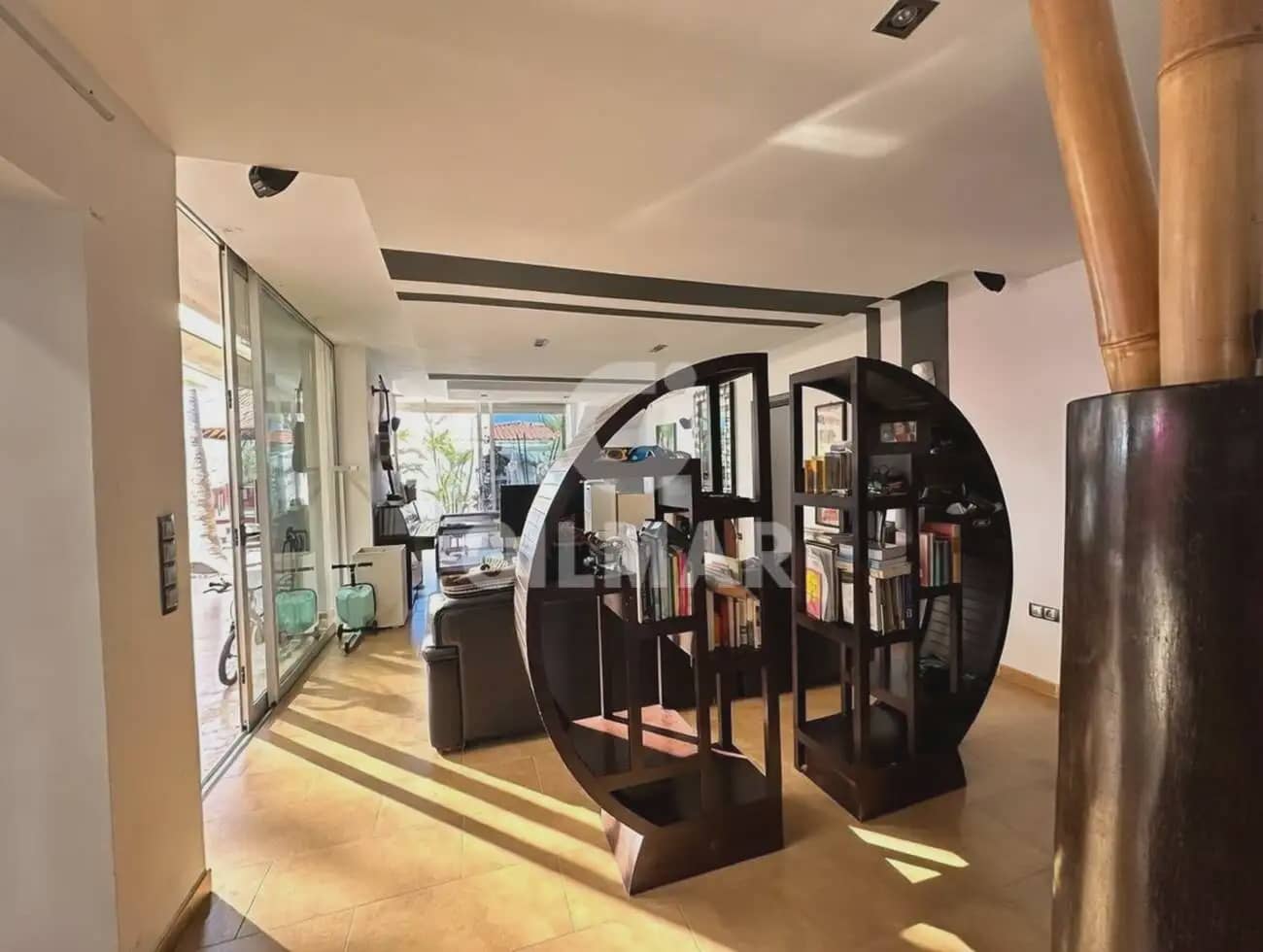 3 makuuhuone Huvila myytävänä paikassa Arona - 670 000 € (Ref: 9889540)