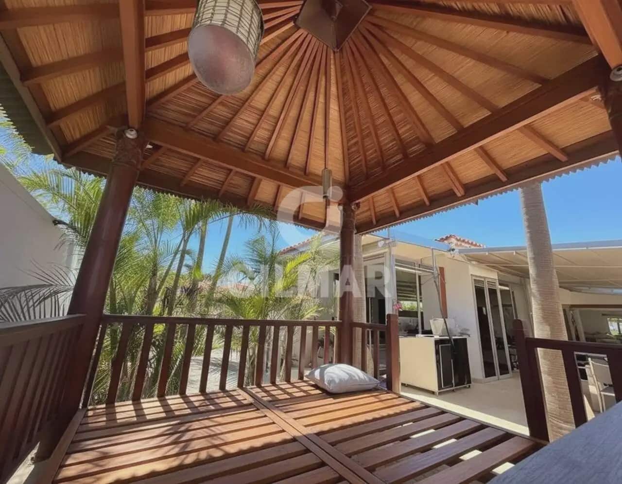 3 makuuhuone Huvila myytävänä paikassa Arona - 670 000 € (Ref: 9889540)