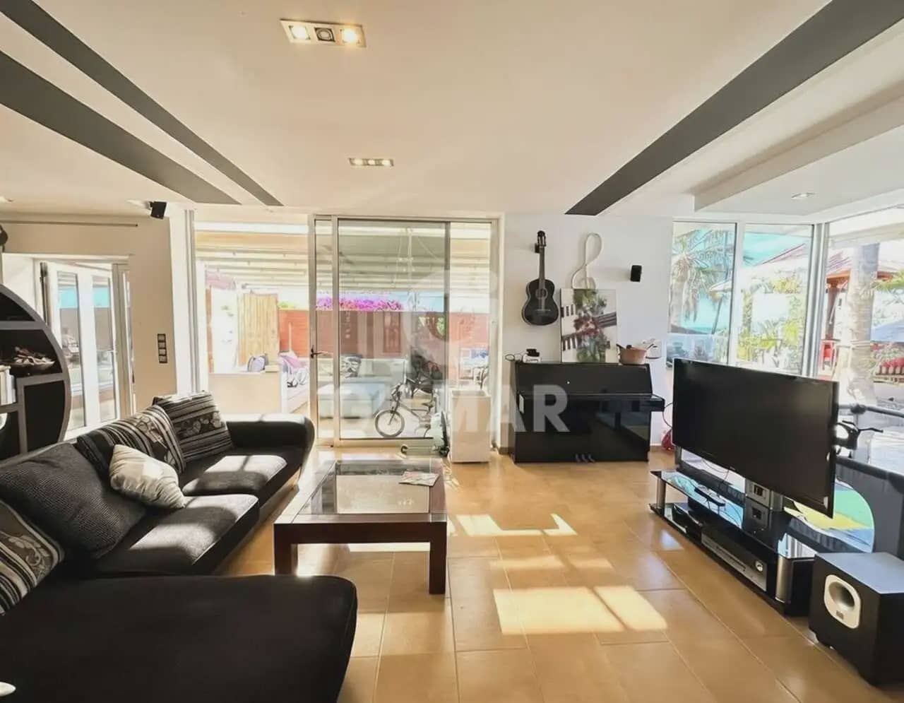 3 makuuhuone Huvila myytävänä paikassa Arona - 670 000 € (Ref: 9889540)