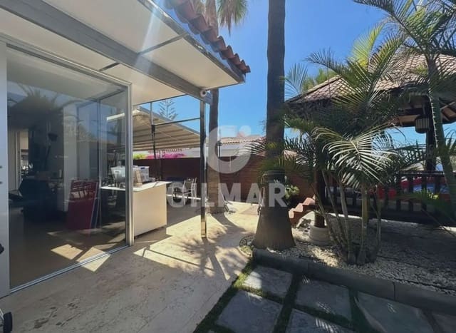 3 makuuhuone Huvila myytävänä paikassa Costa del Silencio, Arona - 670 000 € (Ref: 9889540)