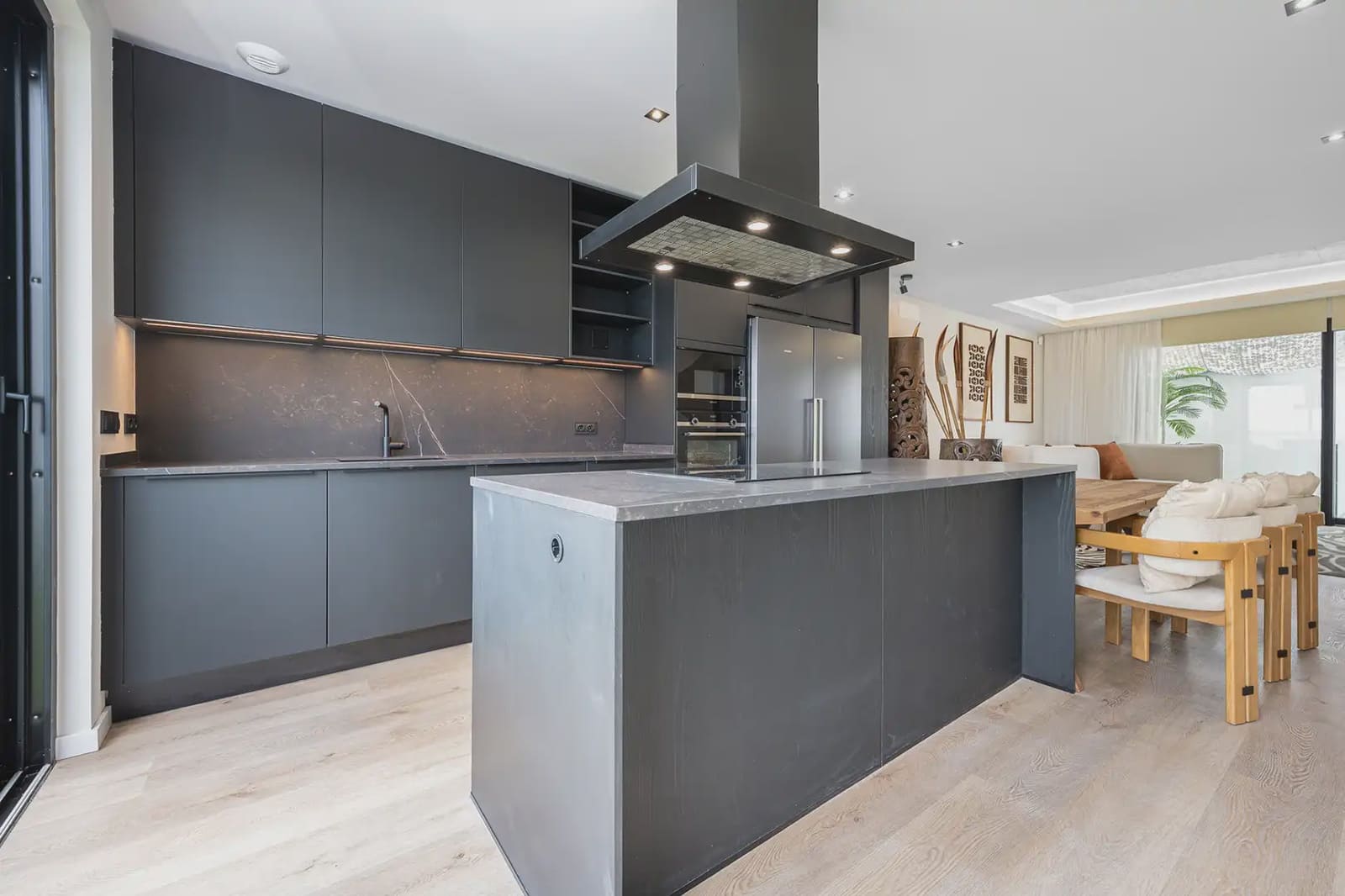 3 sypialnia Dom na sprzedaż w Las Palmas de Gran Canaria z garażem - 980 000 € (Ref: 9911757)