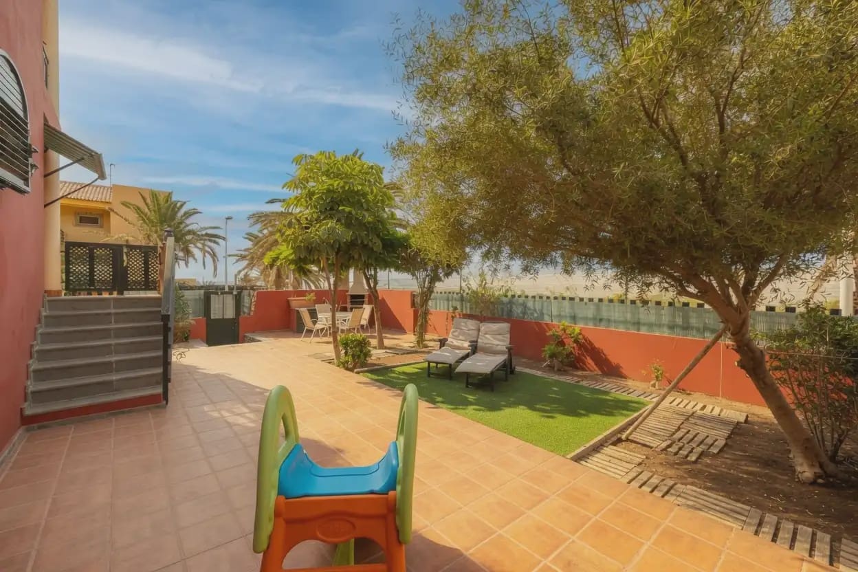 3 slaapkamer Appartement te koop in Telde met garage - € 540.000 (Ref: 9939125)