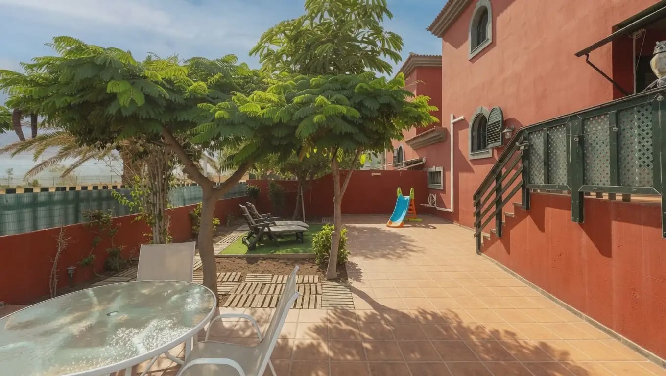 3 slaapkamer Appartement te koop in Telde met garage - € 540.000 (Ref: 9939125)