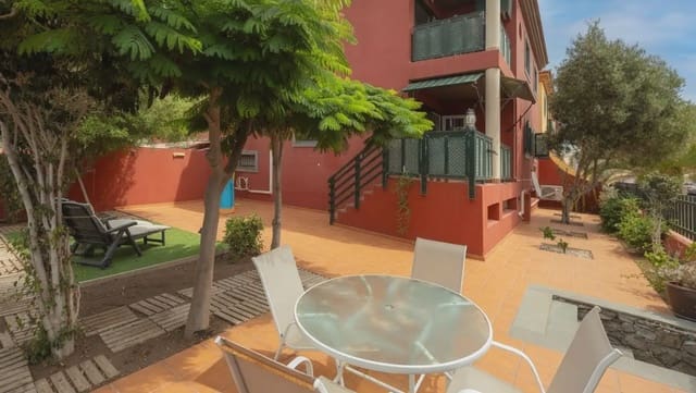 3 slaapkamer Appartement te koop in Playa del Hombre, Telde met garage - € 540.000 (Ref: 9939125)