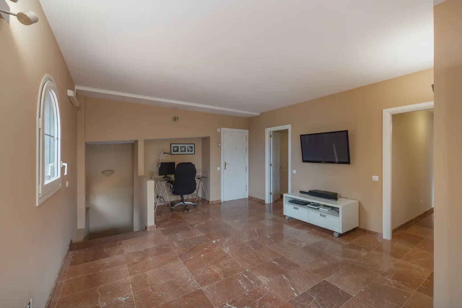 3 slaapkamer Appartement te koop in Telde met garage - € 540.000 (Ref: 9939125)