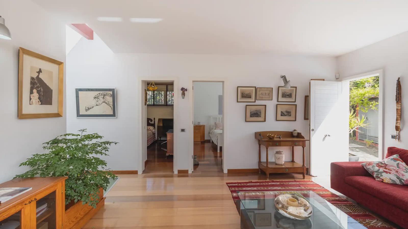3 bedroom Villa for sale in Las Palmas de Gran Canaria with garage - € 840,000 (Ref: 9976556)