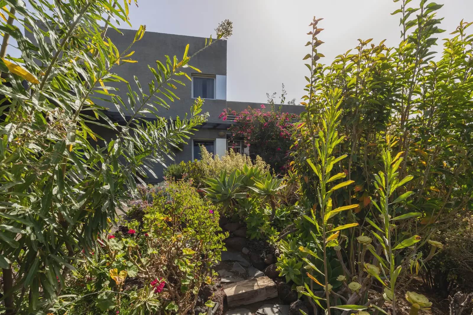 3 bedroom Villa for sale in Las Palmas de Gran Canaria with garage - € 840,000 (Ref: 9976556)