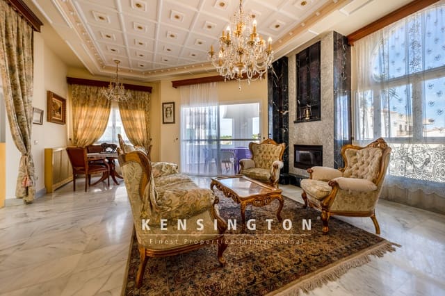 6 bedroom Villa for sale in Portocristo / Port de Manacor, Manacor with garage - € 955,000 (Ref: 7535589)