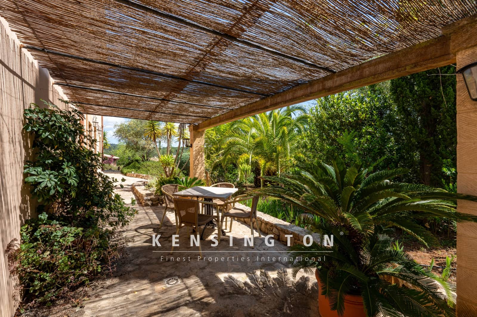 3 soveværelse Villa til salg i Portocristo / Port de Manacor med swimmingpool - € 1.795.000 (Ref: 7616563)