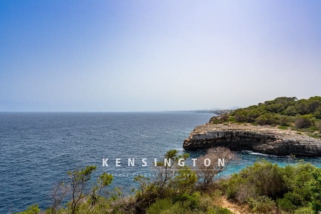 4 bedroom Villa for sale in Portocristo / Port de Manacor, Manacor with pool garage - € 4,300,000 (Ref: 7700085)