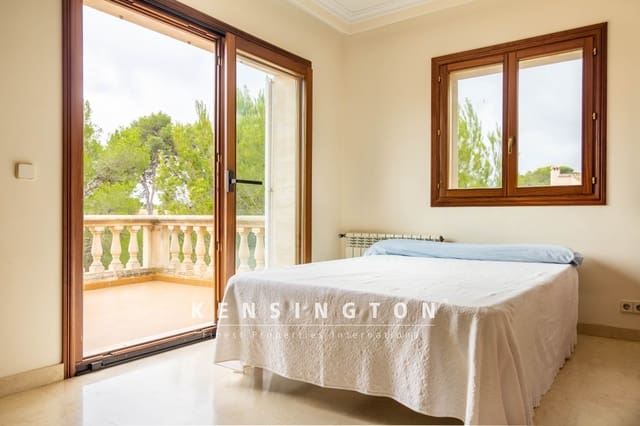 4 bedroom Villa for sale in Portocristo / Port de Manacor, Manacor with pool - € 1,250,000 (Ref: 7844520)