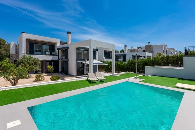 3 soveværelse Villa til salg i Cala Murada, Manacor med swimmingpool - € 1.150.000 (Ref: 8335038)