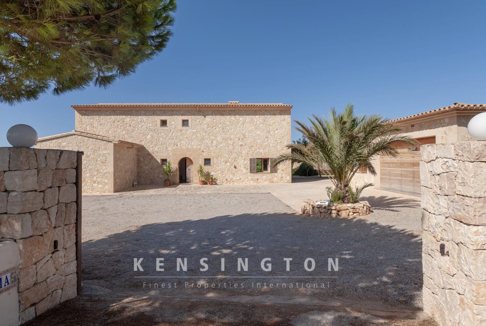 5 soveværelse Villa til salg i Manacor med swimmingpool - € 3.890.000 (Ref: 8372467)