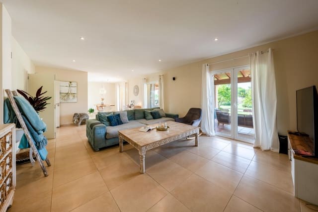 4 chambre Villa/Maison à vendre à Portocristo / Port de Manacor, Manacor avec piscine - 1 900 000 € (Ref: 8414910)