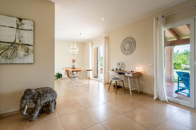 4 chambre Villa/Maison à vendre à Portocristo / Port de Manacor, Manacor avec piscine - 1 900 000 € (Ref: 8414910)