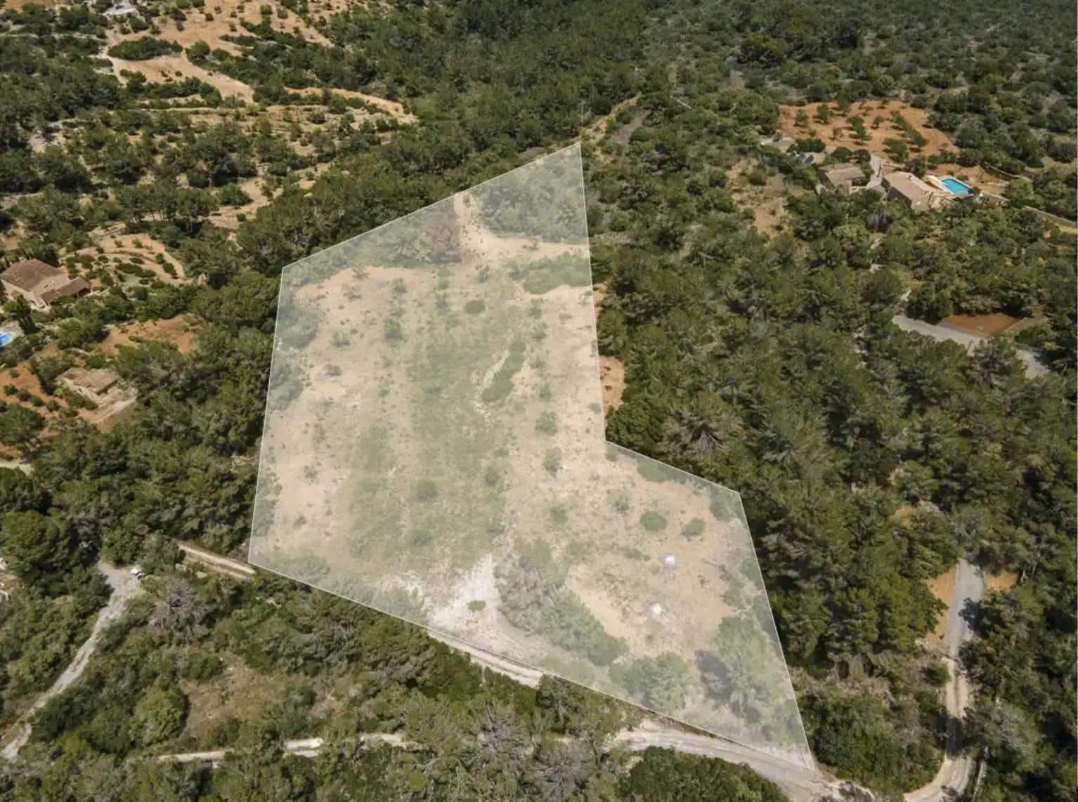 Rakentamaton maa myytävänä paikassa Son Macia - 995 000 € (Ref: 8531564)