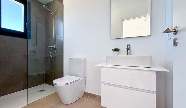 4 chambre Villa/Maison à vendre à Portocristo / Port de Manacor, Manacor avec piscine - 697 000 € (Ref: 8538104)