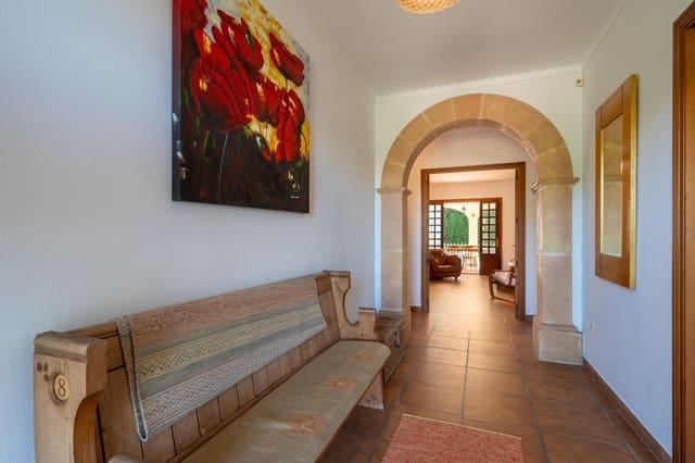 4 soveværelse Villa til salg i Cala Anguila, Manacor med swimmingpool - € 795.000 (Ref: 8553789)