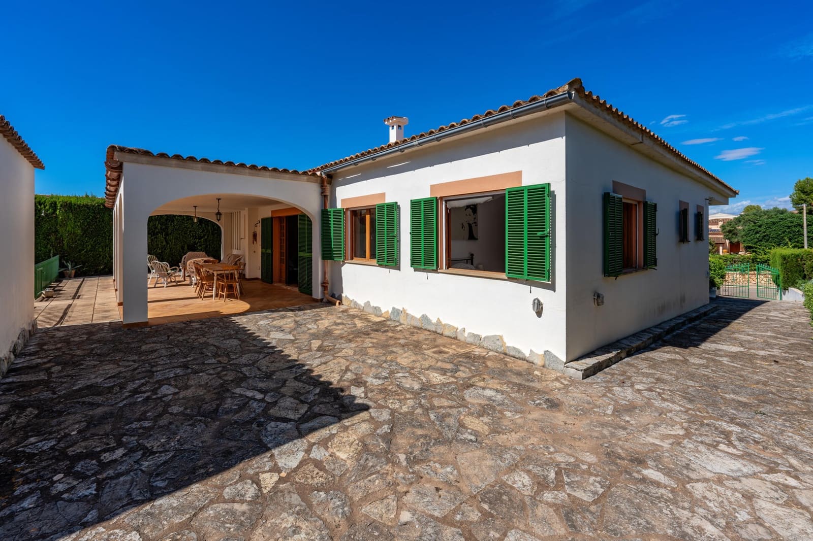 4 soveværelse Villa til salg i Cala Anguila med swimmingpool - € 795.000 (Ref: 8553789)