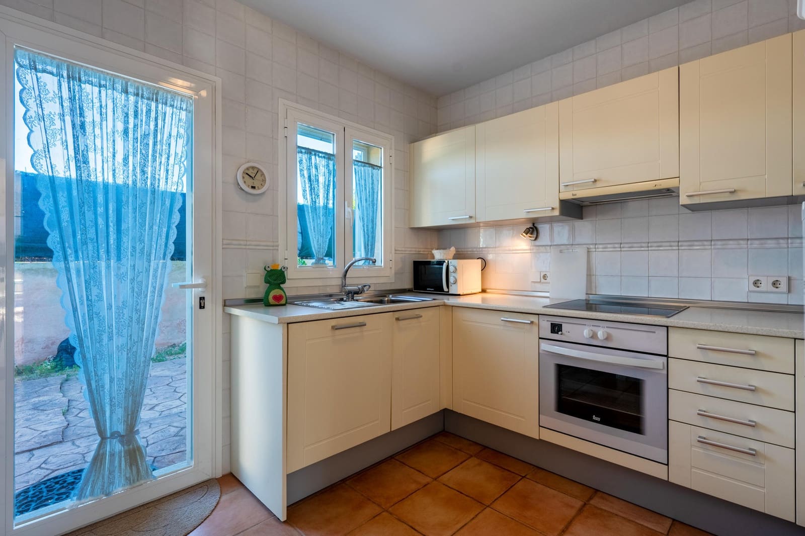 3 soveværelse Villa til salg i Cala Murada med swimmingpool - € 585.000 (Ref: 8581839)