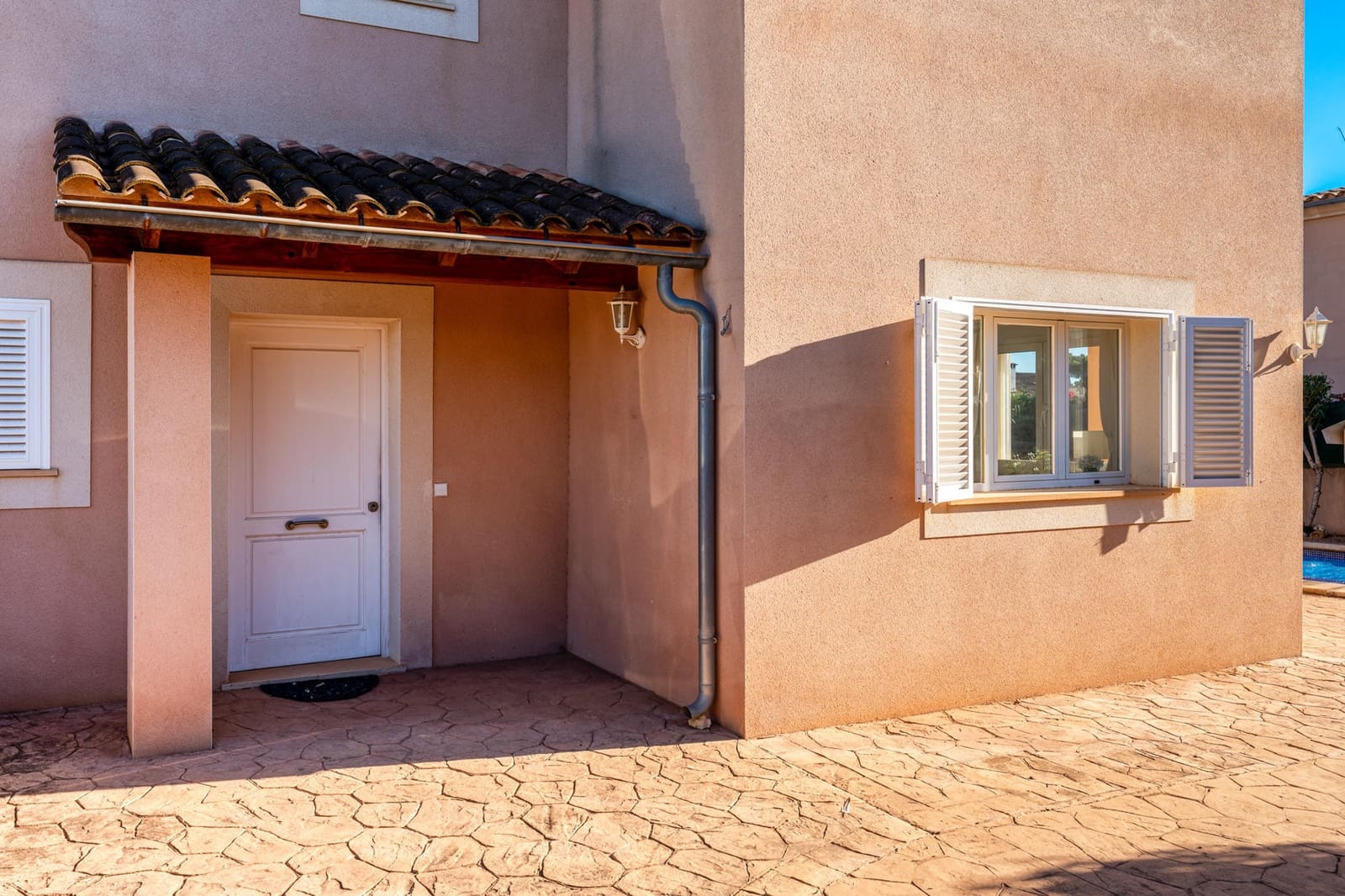 3 soveværelse Villa til salg i Cala Murada med swimmingpool - € 585.000 (Ref: 8581839)