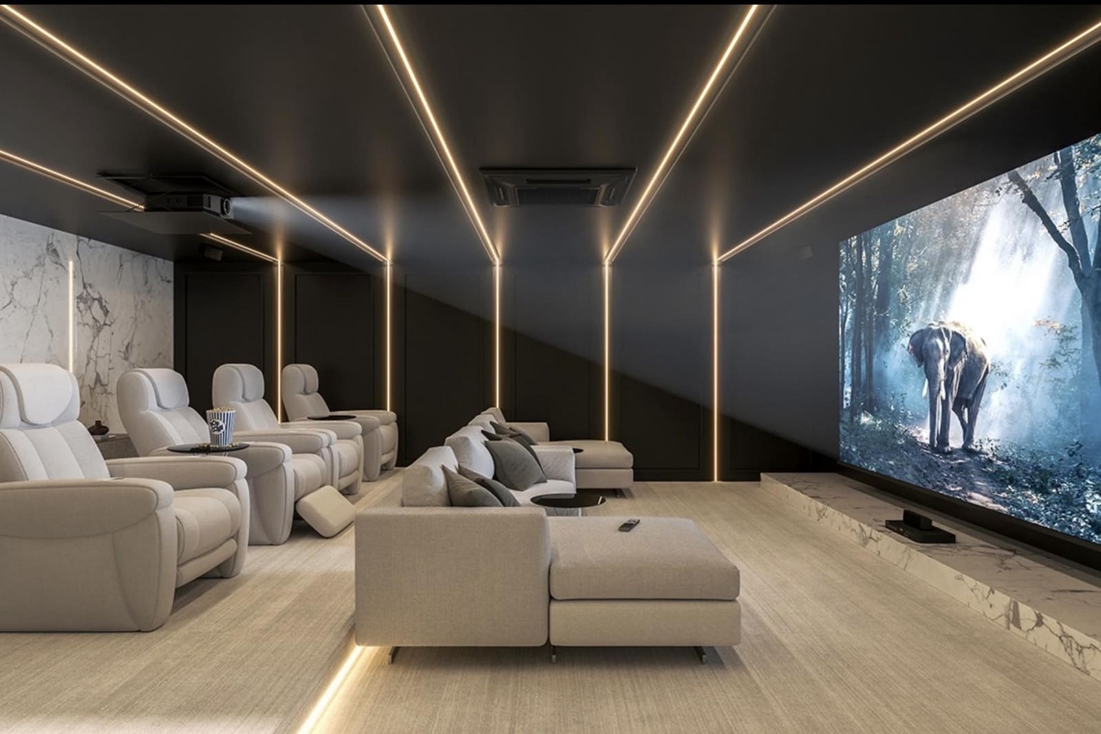 Grunde uden byggetilladelser til salg i Cala Anguila - € 2.160.000 (Ref: 8912520)