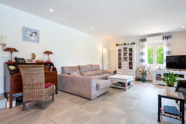 3 soveværelse Villa til salg i Cala Murada, Manacor med swimmingpool - € 1.250.000 (Ref: 9000822)