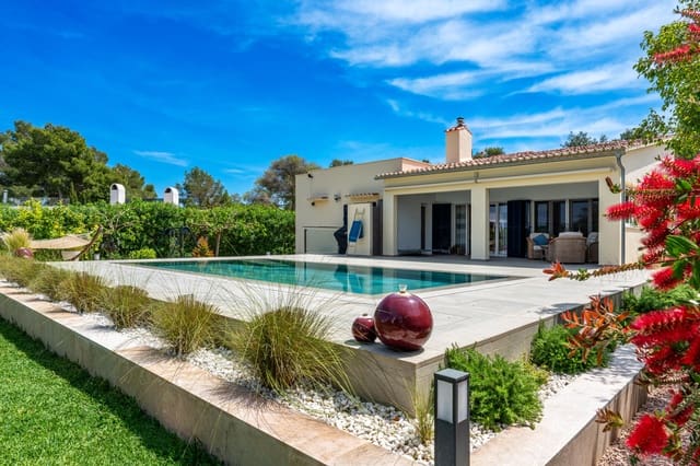 3 soveværelse Villa til salg i Cala Murada, Manacor med swimmingpool - € 1.250.000 (Ref: 9000822)