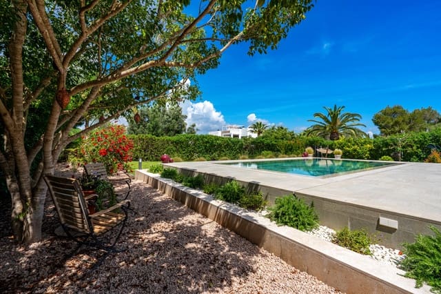 3 soveværelse Villa til salg i Cala Murada, Manacor med swimmingpool - € 1.250.000 (Ref: 9000822)