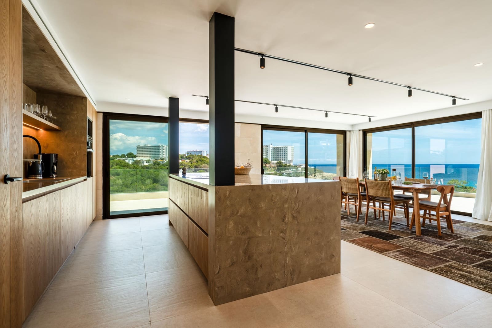 3 soveværelse Villa til salg i Cala Murada med garage - € 1.975.000 (Ref: 9014185)