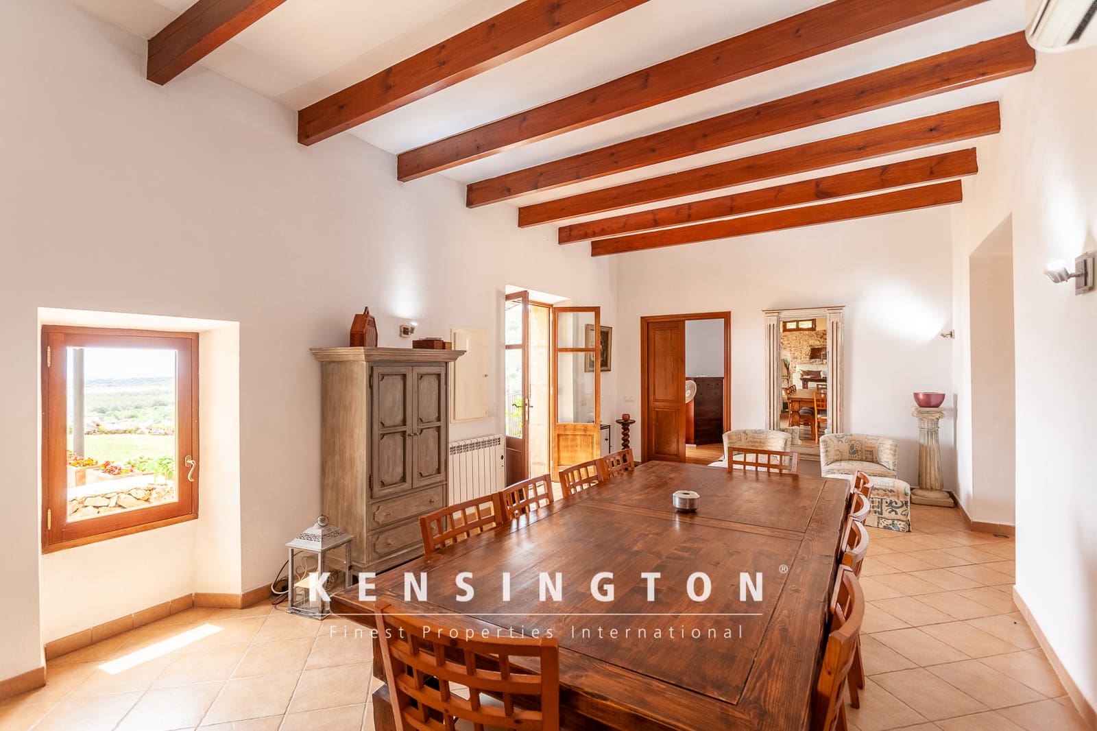 5 slaapkamer Villa te koop in Cala Murada met zwembad - € 1.750.000 (Ref: 9188728)