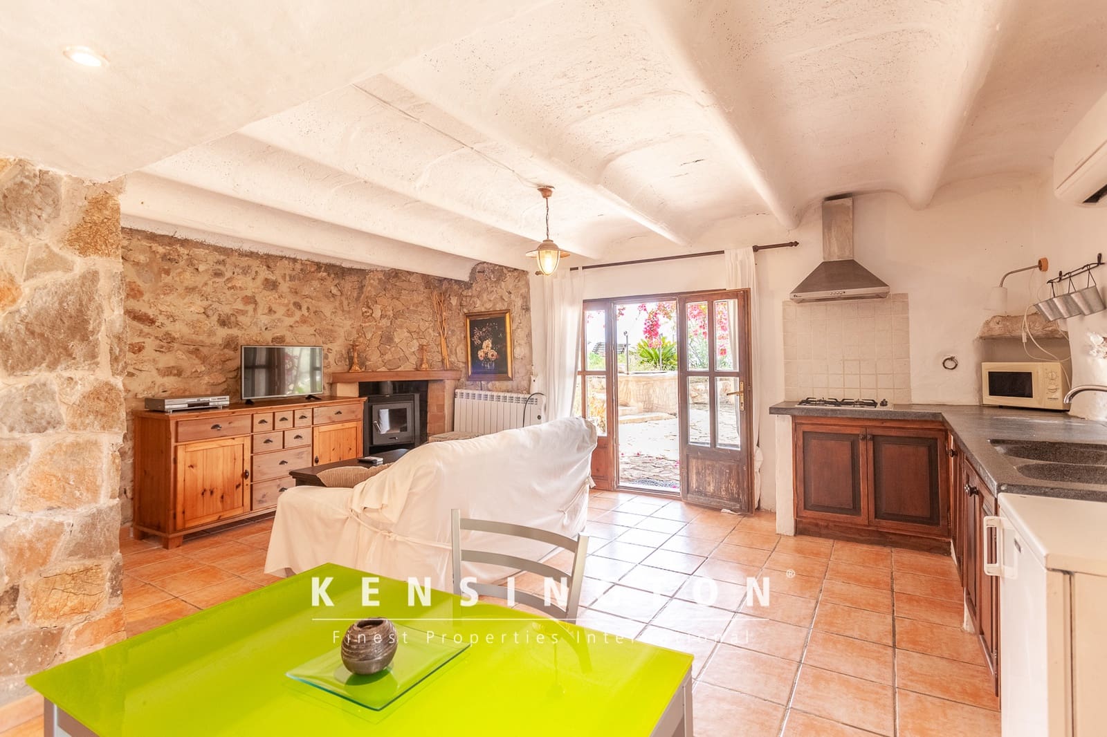 5 slaapkamer Villa te koop in Cala Murada met zwembad - € 1.750.000 (Ref: 9188728)