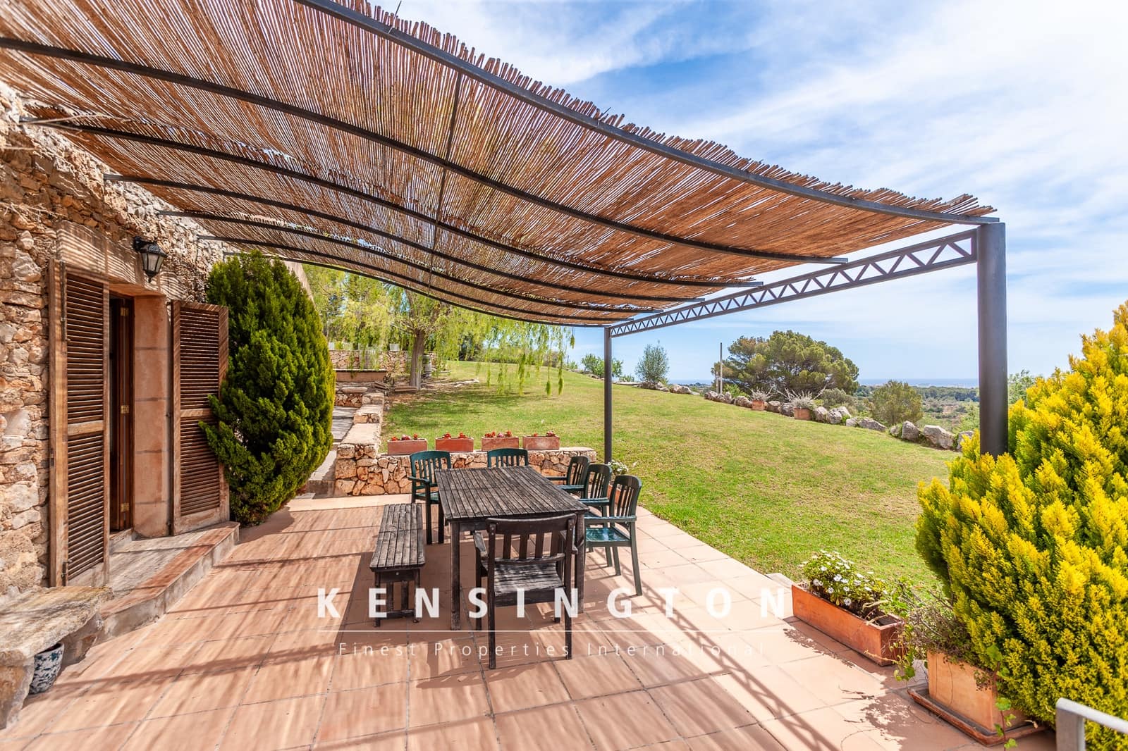 5 slaapkamer Villa te koop in Cala Murada met zwembad - € 1.750.000 (Ref: 9188728)